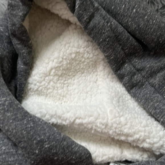 Pink hoodie - Picture 6 of 8